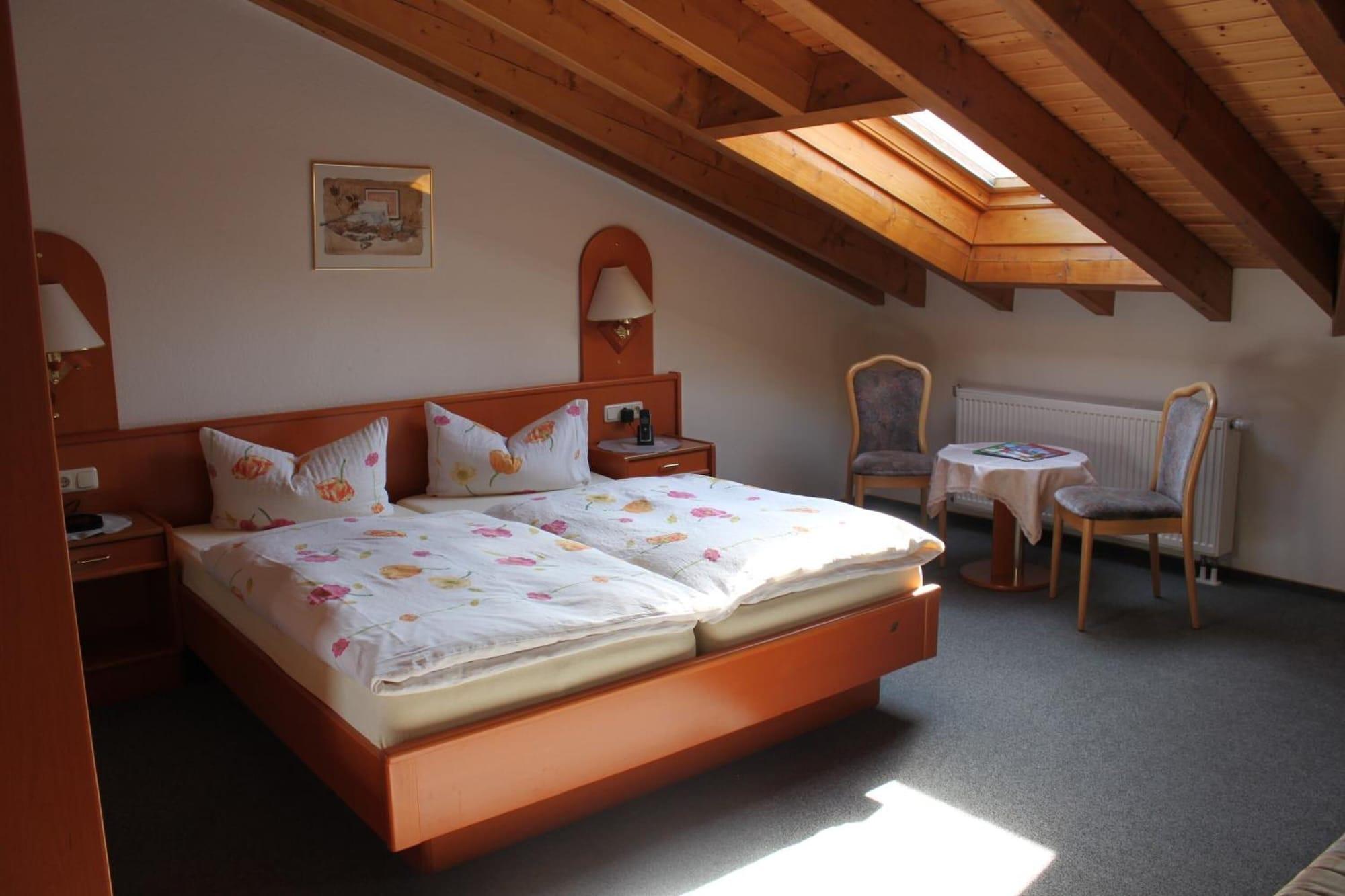 Landgasthof Sauer Виллинген